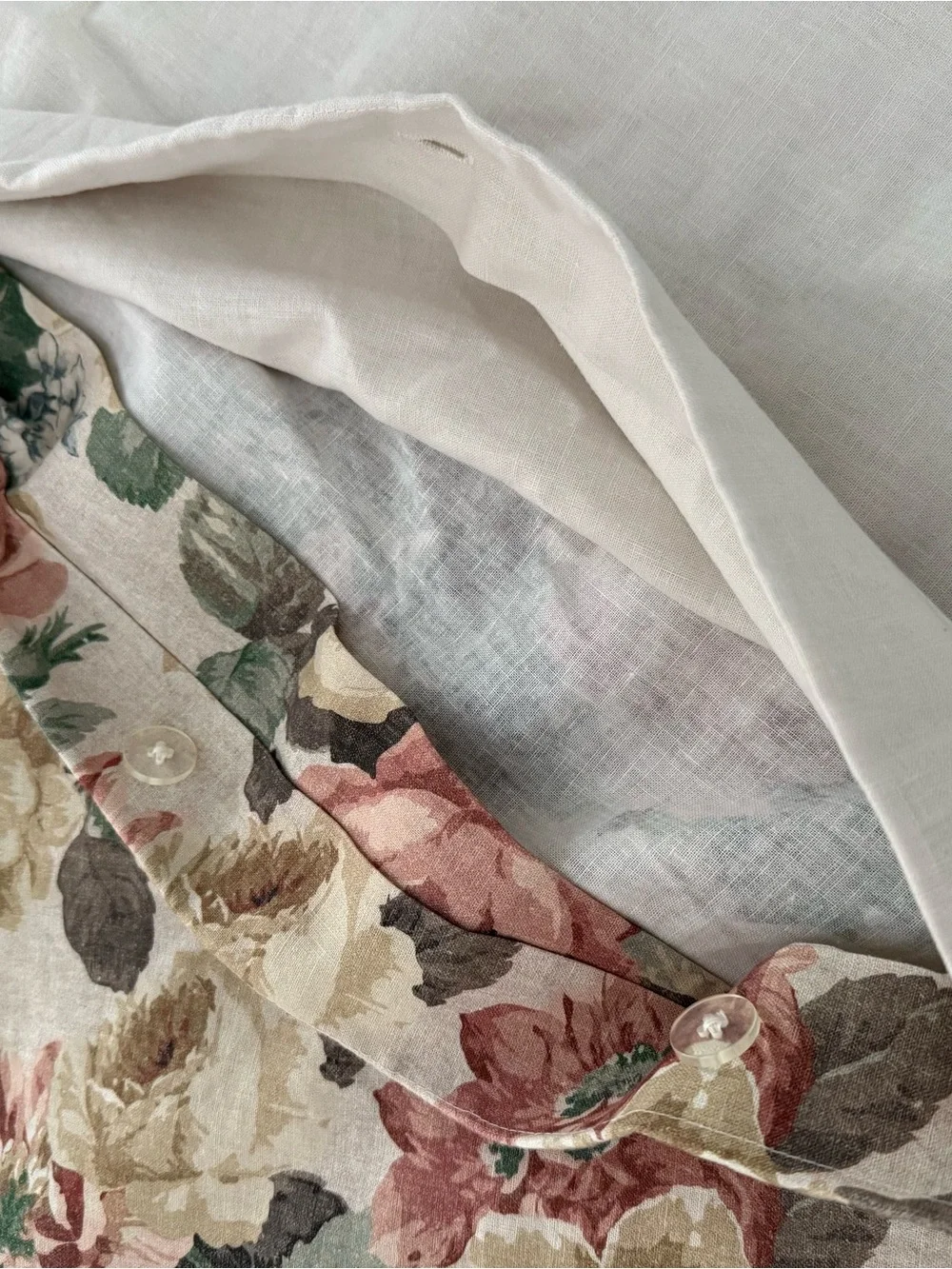 Pottery Barn Floral Rose Print Duvet in Pink and Cream King Size
